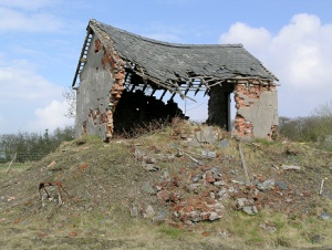 The last recognisable building at Pennerley (March 2005)