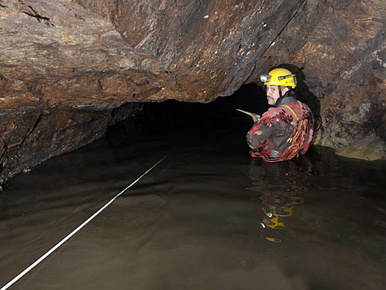 AH Surveying, &copy; Kelvin Lake